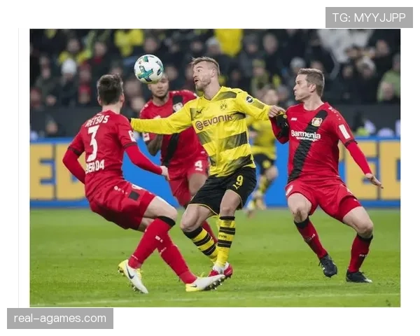多特蒙德中场断球问题阶段性显现，推进节奏波动对比赛局面造成影响