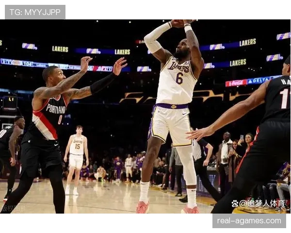 安东尼·戴维斯篮下防守改变湖人内线护框效率明显提升