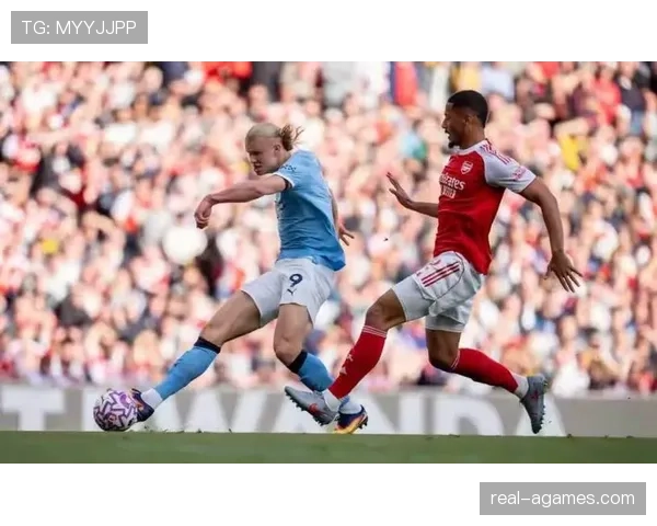 曼城防守稳定性问题：当前表现波动对争冠形势产生影响