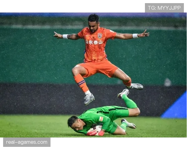 山东泰山争冠关键阶段屡现掉链子，稳定性面临考验